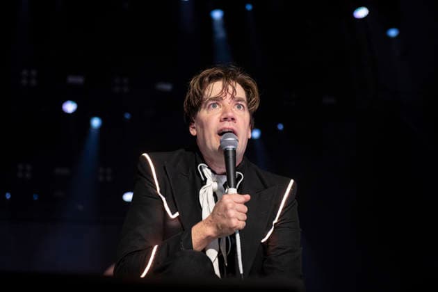 The Hives performing live at Alexandra Palace, London, 29 November 2025 The Hives performing live at Alexandra Palace, London, 29 November 2025 Howlin Pelle Almqvist (Per Almqvist) ,lead singer The Hives are a Swedish rock band that rose to prominence in the early 2000s during the garage rock revival. Their mainstream success came with the release of the album Veni Vidi Vicious, containing the anthem Hate to Say I Told You So . The band have been acclaimed by music critics as one of the best live rock bands in current music. This is their The Hives Forever Forever The Hives - World Tour 2025, Credit:Dafydd Owen Avalon Alexandra Palace, London  Copyright: xDafyddxOwenx xAvalonx 1055520246