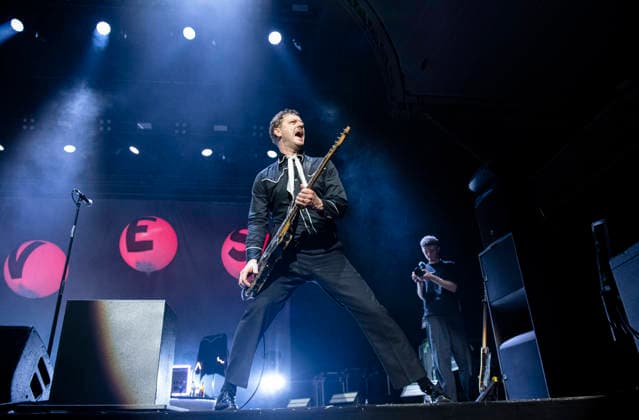 The Hives performing live at Alexandra Palace, London, 29 November 2025 The Hives performing live at Alexandra Palace, London, 29 November 2025 Nicholaus Arson (Niklas Almqvist) ,guitarist, backing vocals The Hives are a Swedish rock band that rose to prominence in the early 2000s during the garage rock revival. Their mainstream success came with the release of the album Veni Vidi Vicious, containing the anthem Hate to Say I Told You So . The band have been acclaimed by music critics as one of the best live rock bands in current music. This is their The Hives Forever Forever The Hives - World Tour 2025, Credit:Dafydd Owen Avalon Alexandra Palace, London  Copyright: xDafyddxOwenx xAvalonx 1055520329