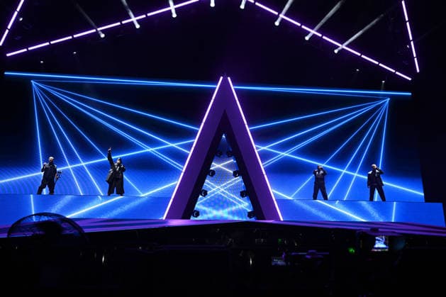 JLS performing at O2 Arena in London LONDON, ENGLAND - NOVEMBER 29: Aston Merrygold, OritsÃ Williams, JB Gill and Marvin Humes of ˜JLS™ performing at O2 Arena, Greenwich on November 29, 2025 in London, England. CAP MAR MAR Great Britain Copyright: xMartinxHarris CapitalxPicturesx