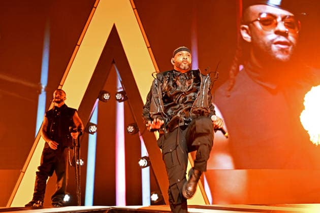 JLS performing at O2 Arena in London LONDON, ENGLAND - NOVEMBER 29: Aston Merrygold and JB Gill of ˜JLS™ performing at O2 Arena, Greenwich on November 29, 2025 in London, England. CAP MAR MAR Great Britain Copyright: xMartinxHarris CapitalxPicturesx