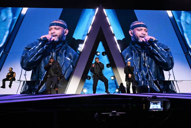 JLS performing at O2 Arena in London LONDON, ENGLAND - NOVEMBER 29: Aston Merrygold, OritsÃ Williams, JB Gill and Marvin Humes of ˜JLS™ performing at O2 Arena, Greenwich on November 29, 2025 in London, England. CAP MAR MAR Great Britain Copyright: xMartinxHarris CapitalxPicturesx