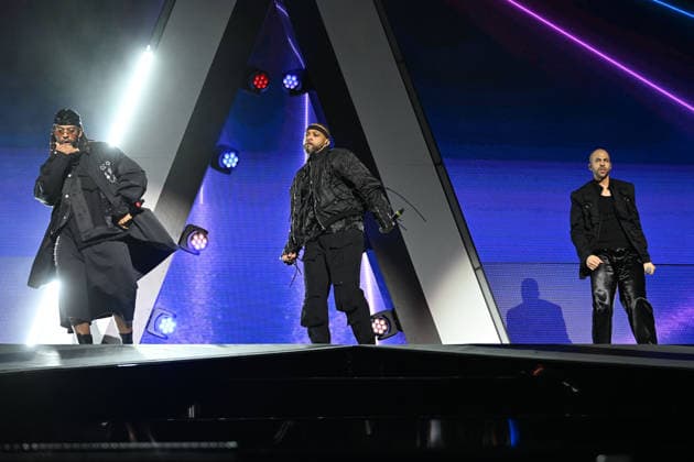 JLS performing at O2 Arena in London LONDON, ENGLAND - NOVEMBER 29: OritsÃ Williams, JB Gill and Marvin Humes of ˜JLS™ performing at O2 Arena, Greenwich on November 29, 2025 in London, England. CAP MAR MAR Great Britain Copyright: xMartinxHarris CapitalxPicturesx