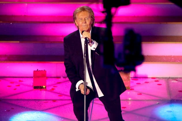 Howard Carpendale in the ARD TV show Das Adventsfest der 100 000 Lichter 2025 at the Congress Center Suhl Suhl, 29 11 2025 Foto:xAgenturxWehnertx xGränzdörferx xFuturexImagex advendsfest_5242