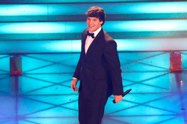 Wincent Weiss in the ARD TV show Das Adventsfest der 100 000 Lichter 2025 at the Congress Center Suhl Suhl, 29 11 2025 Foto:xAgenturxWehnertx xGränzdörferx xFuturexImagex advendsfest_5246