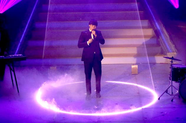 Wincent Weiss in the ARD TV show Das Adventsfest der 100 000 Lichter 2025 at the Congress Center Suhl Suhl, 29 11 2025 Foto:xAgenturxWehnertx xGränzdörferx xFuturexImagex advendsfest_5247