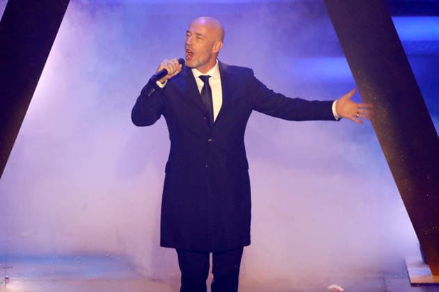 The Count of Unheilig in the ARD TV show Das Adventsfest der 100 000 Lichter 2025 at the Congress Center Suhl Suhl, 29 11 2025 Foto:xAgenturxWehnertx xGränzdörferx xFuturexImagex advendsfest_5265