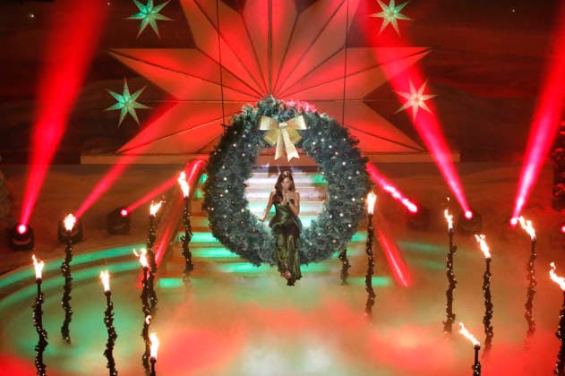Andrea Berg in the ARD TV show Das Adventsfest der 100 000 Lichter 2025 at the Congress Center Suhl Suhl, 29 11 2025 Foto:xAgenturxWehnertx xGränzdörferx xFuturexImagex advendsfest_5316