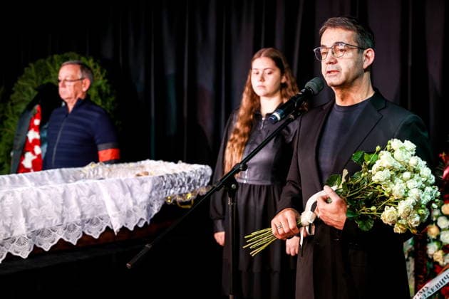 RUSSIA, MOSCOW - NOVEMBER 30, 2025: Russian State Duma member, actor Dmitry Pevtsov (R) attends a farewell ceremony for the late actor Vsevolod Shilovsky at Shilovsky Moscow Theatre Studio. Vsevolod Shilovsky passed away on 26 November 2025 at the age of 87. Moscow Russia  - ZUMAt113 20251130_zaa_t113_151 Copyright: xSergeixBulkinx
