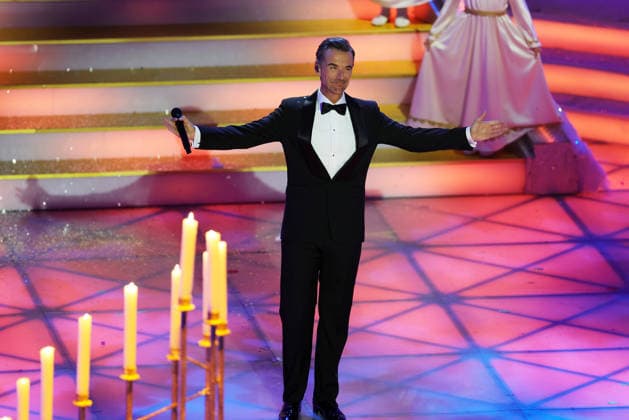 The Advent Festival of 100,000 Lights 2025 Presenter Florian Silbereisen enters the stage The Advent Festival of 100,000 Lights 2025 ARD ORF Show from 29 11 2025 at the Congress Center Suhl Thuringia, Germany