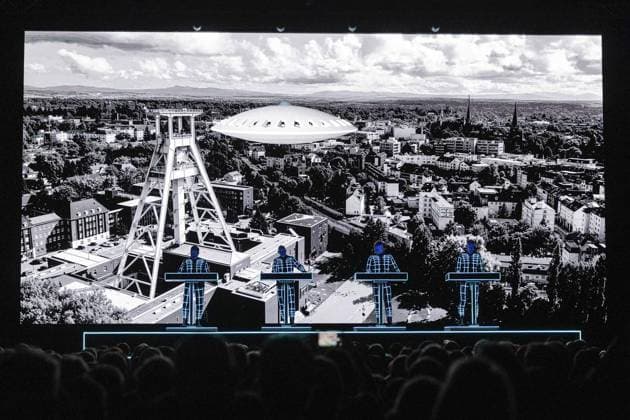 Concert by the group Kraftwerk FOR EDITORIAL PURPOSES ONLY EDITORIAL USE ONLY p Concert by the group Kraftwerk on 30 11 2025 at the RuhrCongress in Bochum Copyright JonasxRichter Copyright: JonasxRichter doc83hqivgvnf71l4z3ye8w ,EDITORIAL USE ONLY Copyright: JonasxRichter