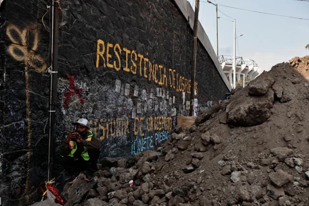 November 30, 2025, Mexico, Cdmx, Mexico: Seven months before the 2026 FIFA World Cup at Azteca Stadium (also known as Banorte Stadium) in Mexico City, residents of the Santa Ursula Coapa neighborhood remain in conflict with the government of Clara Brugada and President Claudia Sheinbaum. They allege that the renovation project has benefited the community by diverting water belonging to the town, most of which has been used for the stadium s renovation. Community groups and residents have painted a mural three times on the bridge leading to the stadium to express their opposition to the 2026 World Cup. However, the government has repeatedly covered the mural with a white tarp, heavy machinery, and police. The mural depicts discontent with Te - ZUMAp204 20251130_zip_p204_004 Copyright: xJosuexPerezx
