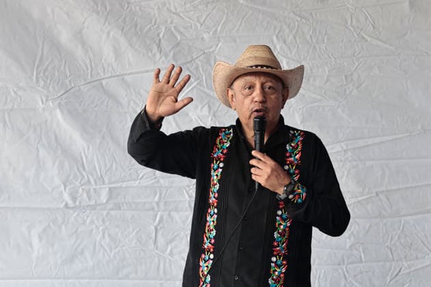 November 30, 2025, Mexico, Cdmx, Mexico: Seven months before the 2026 FIFA World Cup at Azteca Stadium (also known as Banorte Stadium) in Mexico City, residents of the Santa Ursula Coapa neighborhood remain in conflict with the government of Clara Brugada and President Claudia Sheinbaum. They allege that the renovation project has benefited the community by diverting water belonging to the town, most of which has been used for the stadium s renovation. Community groups and residents have painted a mural three times on the bridge leading to the stadium to express their opposition to the 2026 World Cup. However, the government has repeatedly covered the mural with a white tarp, heavy machinery, and police. The mural depicts discontent with Te - ZUMAp204 20251130_zip_p204_037 Copyright: xJosuexPerezx