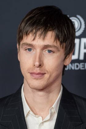 November 30, 2025, London, England, United Kingdom: HARRIS DICKINSON attends the 28th British Independent Film Awards (BIFA) ceremony at the Roundhouse. London United Kingdom - ZUMAs371 20251130_zip_s371_050 Copyright: xWiktorxSzymanowiczx