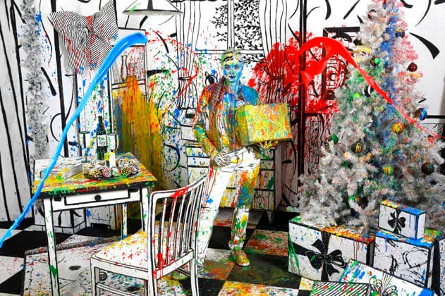 Bodyart Color Christmas Splash Performance with model Tatjana Heinz in Studio Düsterwald Hameln, 30 11 2025 BodyArt artist Jörg Düsterwald Foto:xT.xSkupinx xFuturexImagex christmas_splash_5109