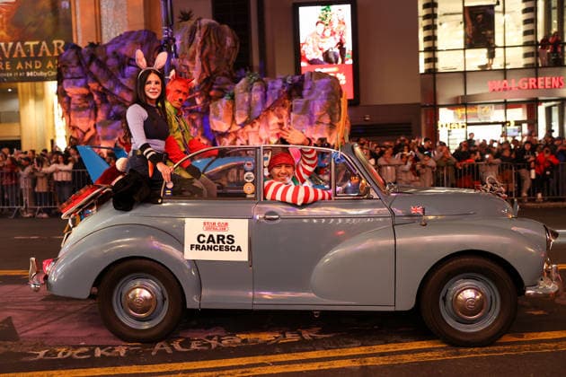 93rd Hollywood Christmas Parade in California HOLLYWOOD, CALIFORNIA - NOV 30: 93rd annual Hollywood Christmas Parade is held in Hollywood of Los Angeles, California, United States on November 30, 2025. Tayfun Coskun Anadolu California United States. Editorial use only. Please get in touch for any other usage.  Copyright: x2025xAnadoluxTayfunxCoskunx