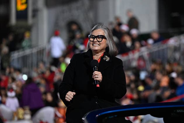93rd Hollywood Christmas Parade in California HOLLYWOOD, CALIFORNIA - NOV 30: Councilwoman Monica Rodriguez greets the crowd during the 93rd Hollywood Christmas Parade in Hollywood of Los Angeles, California, United States on November 30, 2025. Tayfun Coskun Anadolu California United States. Editorial use only. Please get in touch for any other usage.  Copyright: x2025xAnadoluxTayfunxCoskunx