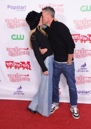 93rd Annual Hollywood Christmas Parade with Grand Marshal Luke Wilson in support of Marine Toys for Tots Featuring: Sharna Burgess, Brian Austin Green Where: Los Angeles, California, United States When: 30 Nov 2025 Credit: Faye s Vision Cover Images EDITORIAL USE ONLY. NOT FOR USE BY NEWSPAPERS BASED IN THE UK. Copyright: xx coverimg55303927