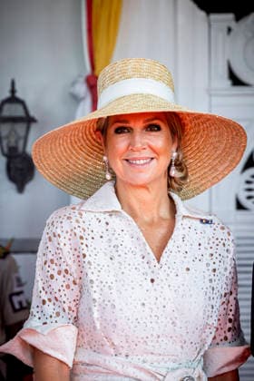 01-12-2025 Airport King Willem-Alexander and Queen Maxima on the 1st day of the 3 day statevisit to Suriname Surinamese President Jennifer Geerlings-Simons and her husband Glenn Geerlings welcomed the Royal Couple at the Presidential Palace. Â  Copyright: xPPEx