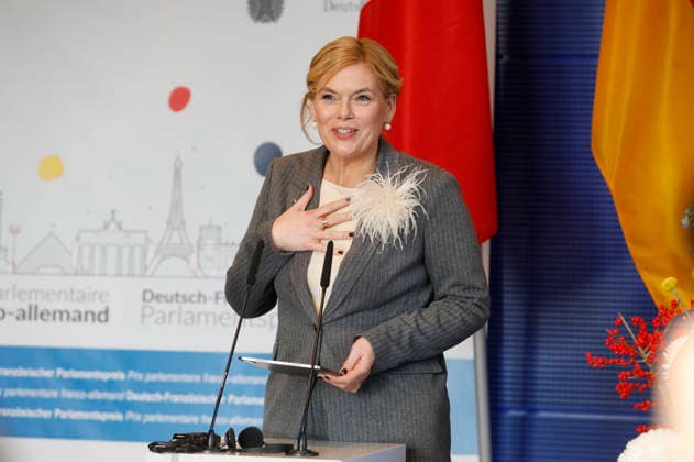 Julia Klöckner at the award ceremony for the French-German Parliamentary Prize 2025 in the Reichstag building Berlin, 01 12 2025 Foto:xAgenturxWehnertx xGränzdörferx xFuturexImagex parlmentspreis_5204