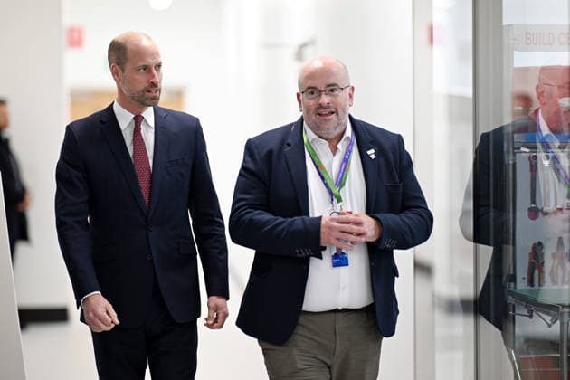 The Prince Of Wales Attends The Wales Investment Summit Prince William, Prince of Wales gets a tour by Andrew Evans of SPTS during a visit at the semiconductor manufacturer SPTS, a division of KLA, ahead of the Wales Investment Summit on December 01, 2025 in Newport, Wales. Organized by the Welsh Government at the ICC Wales, the Summit will bring together over 300 delegates from almost 30 countries across sectors including clean energy, technology, life sciences, financial services, manufacturing and the creative industries. Wales is currently home to around 1,480 overseas-owned companies employing more than 174,000 people., Credit:Avalon.red Avalon United Kingdom, Wales, Newport Copyright: xAvalon.redx xAvalonx 1055813091