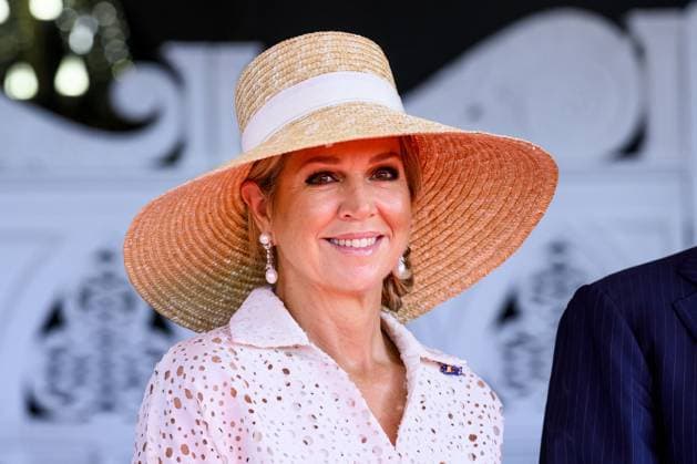 Dutch Royals Visit Suriname - Day 1 Presidential Palace. King Willem-Alexander and Queen Maxima are paying a state visit to the Republic of Suriname at the invitation of President Jennifer Geerlings-Simons. President Simons and her husband will welcome the Royal Couple at the Presidential Palace with an official welcome ceremony, followed by a private chat, on December 1, 2025, in Paramaribo, Suriname. Photo by Patrick van Emst NLBeeld Bruno PRess ABACAPRESS.COM NLBeeld Patrick van Emst Credit: NL Beeld Patrick van Emst Paramaribo Suriname  Copyright: xBrunoxPress ABACAx