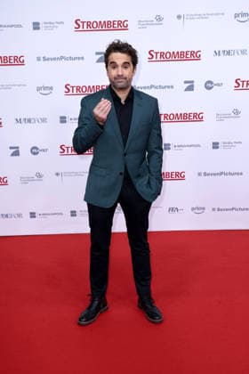 Oliver Wnuk at the movie premiere of Stromberg Everything as usual again on 1 12 2025 at Zoo Palst in Berlin Stromberg movie premiere in Berlin