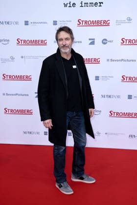 Guido Broscheit at the movie premiere of Stromberg Everything as usual again on 1 12 2025 at Zoo Palst in Berlin Stromberg movie premiere in Berlin