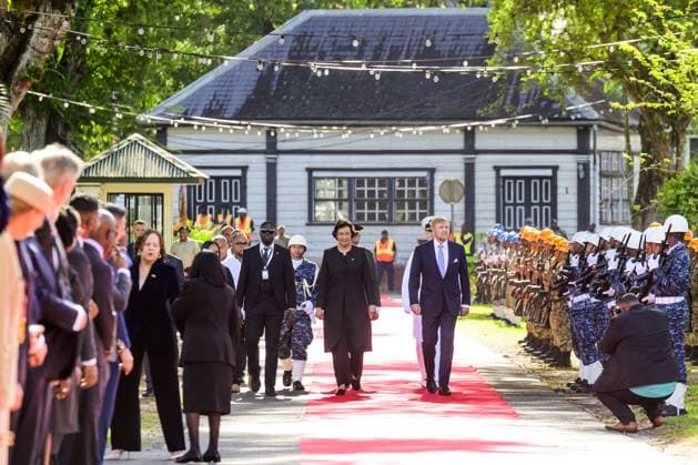 Paramaribo, The Netherlands, 2025-12-01 09:10:21 PARAMARIBO, December 1, 2025, Presidential Palace. King Willem-Alexander and Queen Maxima are paying a state visit to the Republic of Suriname at the invitation of President Jennifer Geerlings-Simons. President Simons and her husband will welcome the Royal Couple at the Presidential Palace with an official welcome ceremony, followed by a private chat. PHOTO: NLBeeld Patrick van Emst Credit: NL Beeld Patrick van Emst  Copyright: xx x