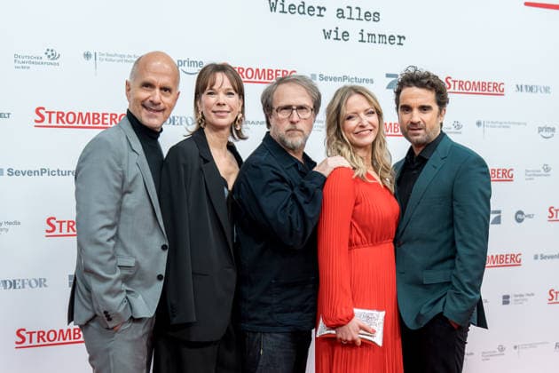 Premiere Stromberg Wieder alles wie immer Christoph Maria Herbst, Milena Dreissig, Bjarne Mädel, Diana Staehly and Oliver Wnuk at the cinema premiere of Stromberg Wieder alles wie immer at the Zoo Palast on 01 12 2025 in Berlin Copyright: xEventpressxKochanx