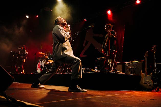 Konzert von Baxter Dury in Berlin Konzert von Baxter Dury am 01.12.2025 im ausverkauften Huxleys Neue Welt in Berlin., Berlin Berlin Deutschland Neukölln
