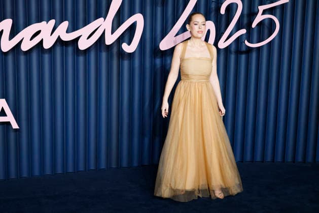 British Fashion Awards Gala Nigth - Red carpet LONDON, UK - DECEMBER 01: Tanya Burr poses at the photocall of British Fashion Awards held at Royal Albert Hall, on December 01st 2025 in London, Great Britain. Photo Marco Piovanotto Abacapress.com  Copyright: xPiovanottoxMarco ABACAx