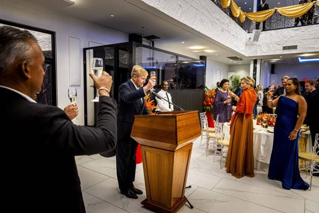 Paramaribo, The Netherlands, 2025-12-01 20:13:02 PARAMARIBO, December 1, 2025, Prince Ballroom. King Willem-Alexander and Queen Maxima are paying a state visit to the Republic of Suriname at the invitation of President Jennifer Geerlings-Simons. In honor of King Willem-Alexander and Queen Maxima s state visit, President Simons is hosting a state banquet. PHOTO: NLBeeld POOL Patrick van Katwijk. Pictured: Credit: NL Beeld Patrick van Emst  Copyright: xx x
