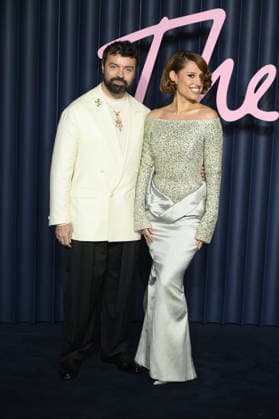 Celebrities attending the Fashion Awards 2025 at the Royal Albert Hall, London Featuring: Raye Where: London, United Kingdom When: 01 Dec 2025 Credit: Cover Images **NOT AVAILABLE FOR HELLO MAGAZINE** EDITORIAL USE ONLY. NOT FOR USE BY NEWSPAPERS BASED IN THE UK. Copyright: xx coverimg55305925