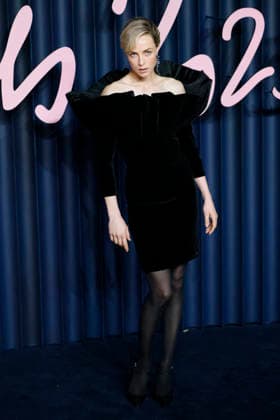 British Fashion Awards Gala Nigth - Red carpet LONDON, UK - DECEMBER 01: Edie Campbell poses at the photocall of British Fashion Awards held at Royal Albert Hall, on December 01st 2025 in London, Great Britain. Photo Marco Piovanotto Abacapress.com  Copyright: xPiovanottoxMarco ABACAx