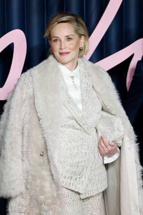 British Fashion Awards Gala Nigth - Red carpet LONDON, UK - DECEMBER 01: Sharon Stone poses at the photocall of British Fashion Awards held at Royal Albert Hall, on December 01st 2025 in London, Great Britain. Photo Marco Piovanotto Abacapress.com  Copyright: xPiovanottoxMarco ABACAx