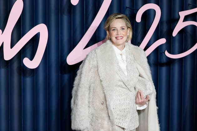 British Fashion Awards Gala Nigth - Red carpet LONDON, UK - DECEMBER 01: Sharon Stone poses at the photocall of British Fashion Awards held at Royal Albert Hall, on December 01st 2025 in London, Great Britain. Photo Marco Piovanotto Abacapress.com  Copyright: xPiovanottoxMarco ABACAx
