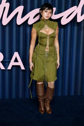 British Fashion Awards Gala Nigth - Red carpet LONDON, UK - DECEMBER 01: Beabadoobee poses at the photocall of British Fashion Awards held at Royal Albert Hall, on December 01st 2025 in London, Great Britain. Photo Marco Piovanotto Abacapress.com  Copyright: xPiovanottoxMarco ABACAx