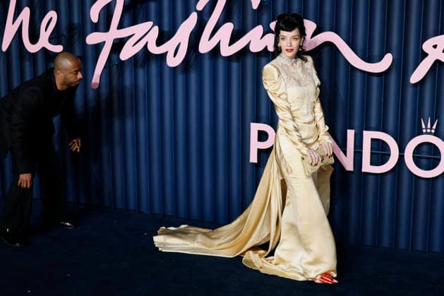 British Fashion Awards Gala Nigth - Red carpet LONDON, UK - DECEMBER 01: Lily Allen poses at the photocall of British Fashion Awards held at Royal Albert Hall, on December 01st 2025 in London, Great Britain. Photo Marco Piovanotto Abacapress.com  Copyright: xPiovanottoxMarco ABACAx
