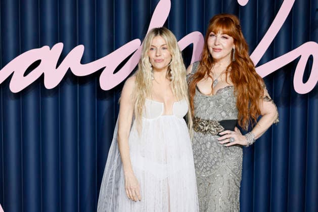 British Fashion Awards Gala Nigth - Red carpet LONDON, UK - DECEMBER 01: Sienna Miller, Charlotte Tilbury poses at the photocall of British Fashion Awards held at Royal Albert Hall, on December 01st 2025 in London, Great Britain. Photo Marco Piovanotto Abacapress.com  Copyright: xPiovanottoxMarco ABACAx