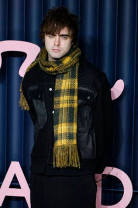 British Fashion Awards Gala Nigth - Red carpet LONDON, UK - DECEMBER 01: Lennon Gallagher poses at the photocall of British Fashion Awards held at Royal Albert Hall, on December 01st 2025 in London, Great Britain. Photo Marco Piovanotto Abacapress.com  Copyright: xPiovanottoxMarco ABACAx
