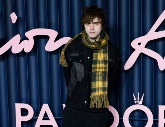 British Fashion Awards Gala Nigth - Red carpet LONDON, UK - DECEMBER 01: Lennon Gallagher poses at the photocall of British Fashion Awards held at Royal Albert Hall, on December 01st 2025 in London, Great Britain. Photo Marco Piovanotto Abacapress.com  Copyright: xPiovanottoxMarco ABACAx