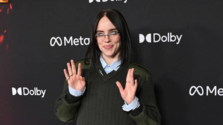 ˜Avatar Fire and Ash™ World Premiere Billie Eilish arriving to the world premiere of Avatar Fire and Ash at the Dolby Theatre on December 1, 2025 in Hollywood, Ca. Hollywood Dolby Theatre California USA Copyright: xLisaxOConnor xAFF-USA.COMx