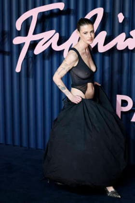 British Fashion Awards Gala Nigth - Red carpet LONDON, UK - DECEMBER 01: Allyson Shiffman poses at the photocall of British Fashion Awards held at Royal Albert Hall, on December 01st 2025 in London, Great Britain. Photo Marco Piovanotto Abacapress.com  Copyright: xPiovanottoxMarco ABACAx