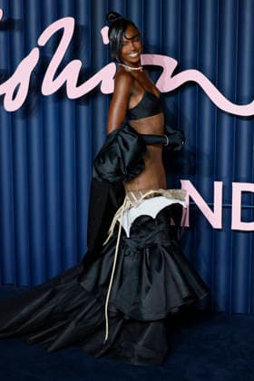 British Fashion Awards Gala Nigth - Red carpet LONDON, UK - DECEMBER 01: Leomie Anderson poses at the photocall of British Fashion Awards held at Royal Albert Hall, on December 01st 2025 in London, Great Britain. Photo Marco Piovanotto Abacapress.com  Copyright: xPiovanottoxMarco ABACAx
