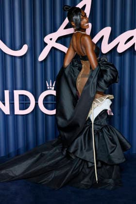 British Fashion Awards Gala Nigth - Red carpet LONDON, UK - DECEMBER 01: Leomie Anderson poses at the photocall of British Fashion Awards held at Royal Albert Hall, on December 01st 2025 in London, Great Britain. Photo Marco Piovanotto Abacapress.com  Copyright: xPiovanottoxMarco ABACAx