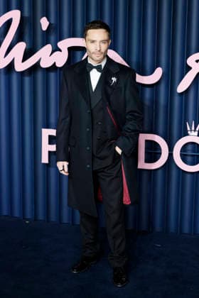British Fashion Awards Gala Nigth - Red carpet LONDON, UK - DECEMBER 01: Ed Westwick poses at the photocall of British Fashion Awards held at Royal Albert Hall, on December 01st 2025 in London, Great Britain. Photo Marco Piovanotto Abacapress.com  Copyright: xPiovanottoxMarco ABACAx