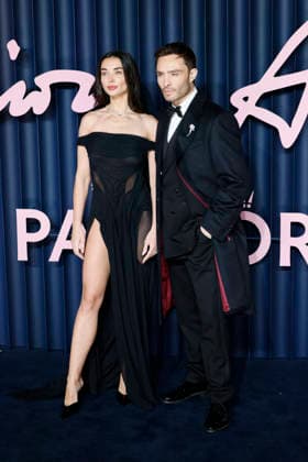 British Fashion Awards Gala Nigth - Red carpet LONDON, UK - DECEMBER 01: Amy Jackson Westwick, Ed Westwick poses at the photocall of British Fashion Awards held at Royal Albert Hall, on December 01st 2025 in London, Great Britain. Photo Marco Piovanotto Abacapress.com  Copyright: xPiovanottoxMarco ABACAx