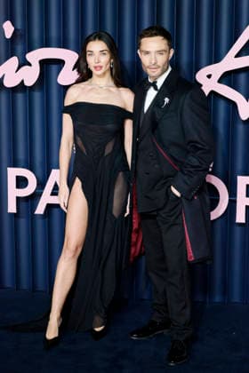 British Fashion Awards Gala Nigth - Red carpet LONDON, UK - DECEMBER 01: Amy Jackson Westwick, Ed Westwick poses at the photocall of British Fashion Awards held at Royal Albert Hall, on December 01st 2025 in London, Great Britain. Photo Marco Piovanotto Abacapress.com  Copyright: xPiovanottoxMarco ABACAx