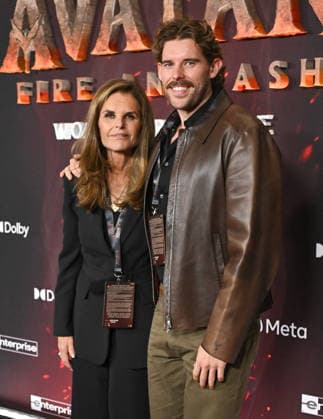 ˜Avatar Fire and Ash™ World Premiere Maria Shriver and Christopher Schwarzenegger arriving to the world premiere of Avatar Fire and Ash at the Dolby Theatre on December 1, 2025 in Hollywood, Ca. Hollywood Dolby Theatre California USA Copyright: xLISAxOConnor xAFF-USA.COMx