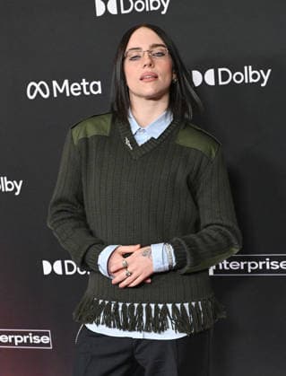 ˜Avatar Fire and Ash™ World Premiere Billie Eilish arriving to the world premiere of Avatar Fire and Ash at the Dolby Theatre on December 1, 2025 in Hollywood, Ca. Hollywood Dolby Theatre California USA Copyright: xLISAxOConnor xAFF-USA.COMx